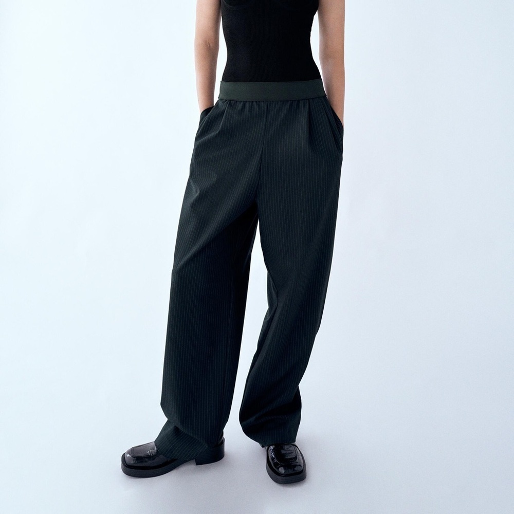ZARA HIGH-WAISTED WIDE-LEG PINSTRIPED TROUSERS  size XS